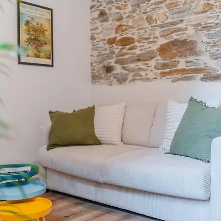 Gustave - Proche Centre-ville De * Nantes